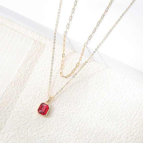 Elegant 18K Gold Layered Crystal Necklace - Emerald Green Paperclip Choker - Picture 6 of 7